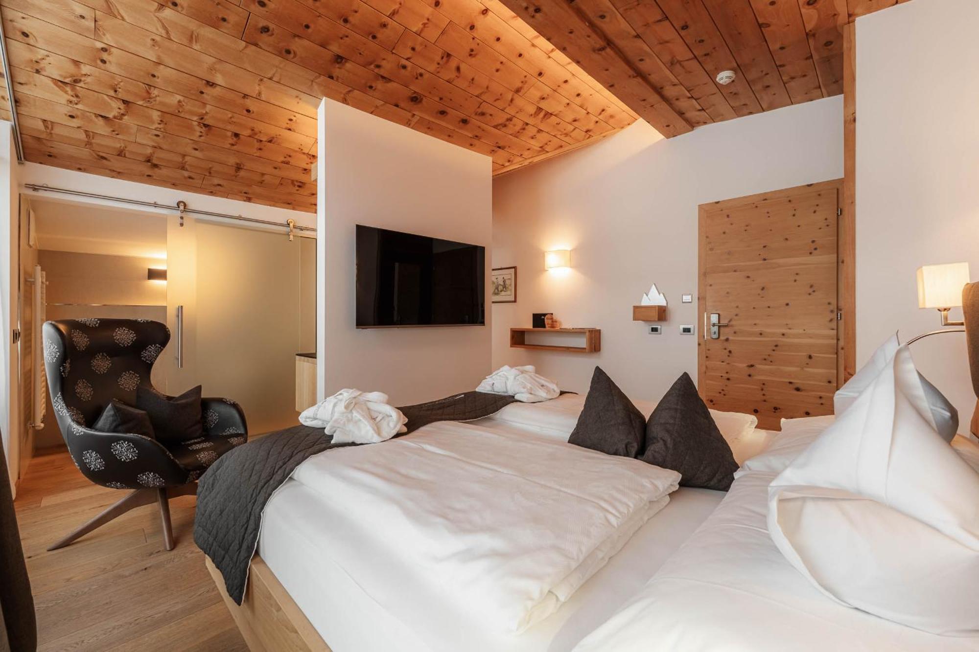 Chalet Elisabeth Dolomites Alpin & Charme Сельва-ди-Валь-Гардена Экстерьер фото