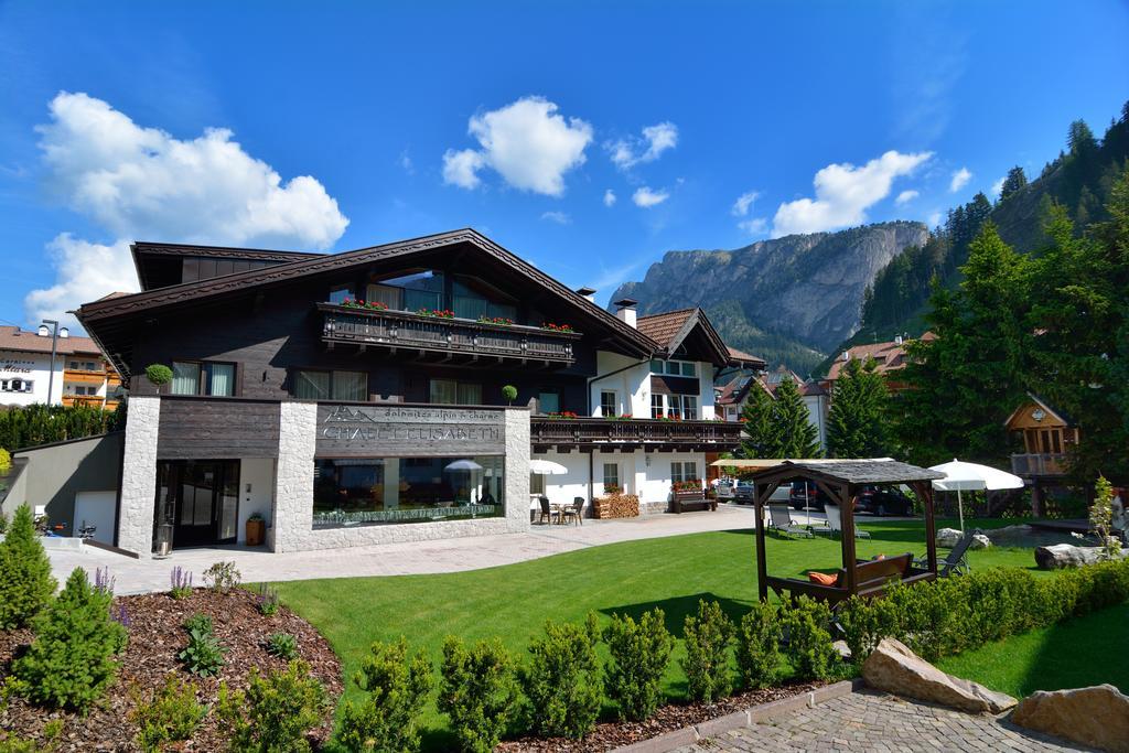 Отель Chalet Elisabeth Dolomites Alpin & Charme Сельва-ди-Валь-Гардена Экстерьер фото